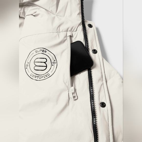 Aritzia The Super Puff™ LoHip Vest - cliMATTE™ - Picture 11 of 16